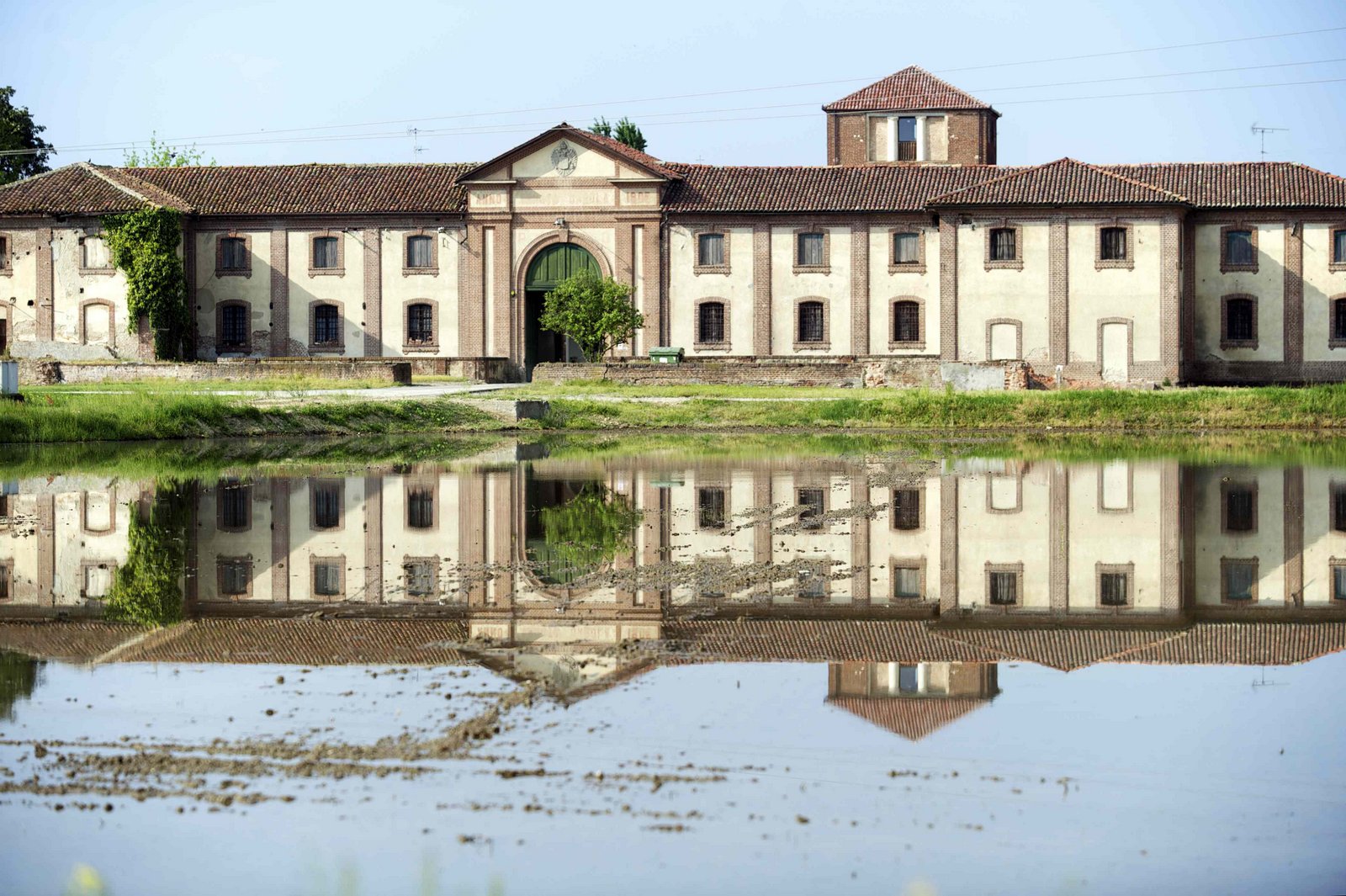 22 - La coltura del riso è anche cultura, ricca di tradizioni popolari e modi di vivere all’interno di terre in gran parte dell’anno sommerse